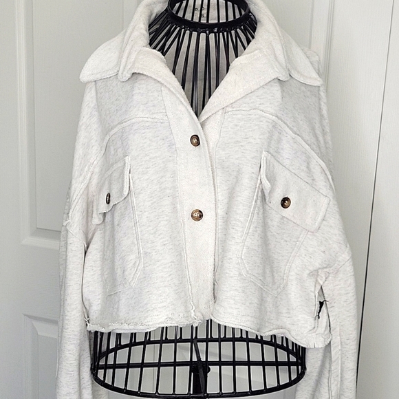 POL Women's Cream Cropped Lightweight Jacket Size Small - Picture 1 of 7